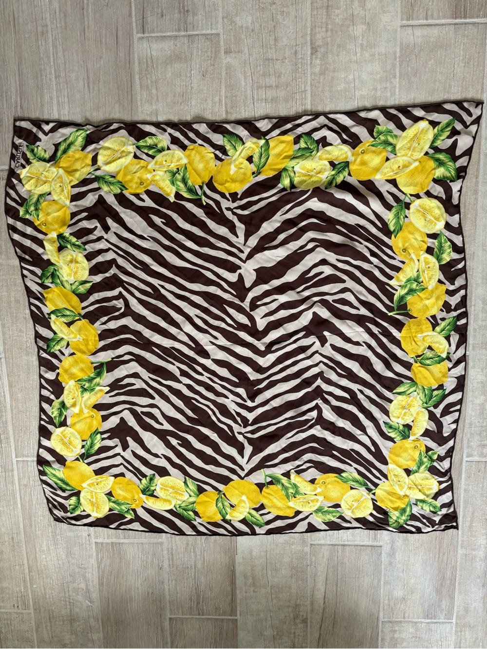 Carlisle scarf